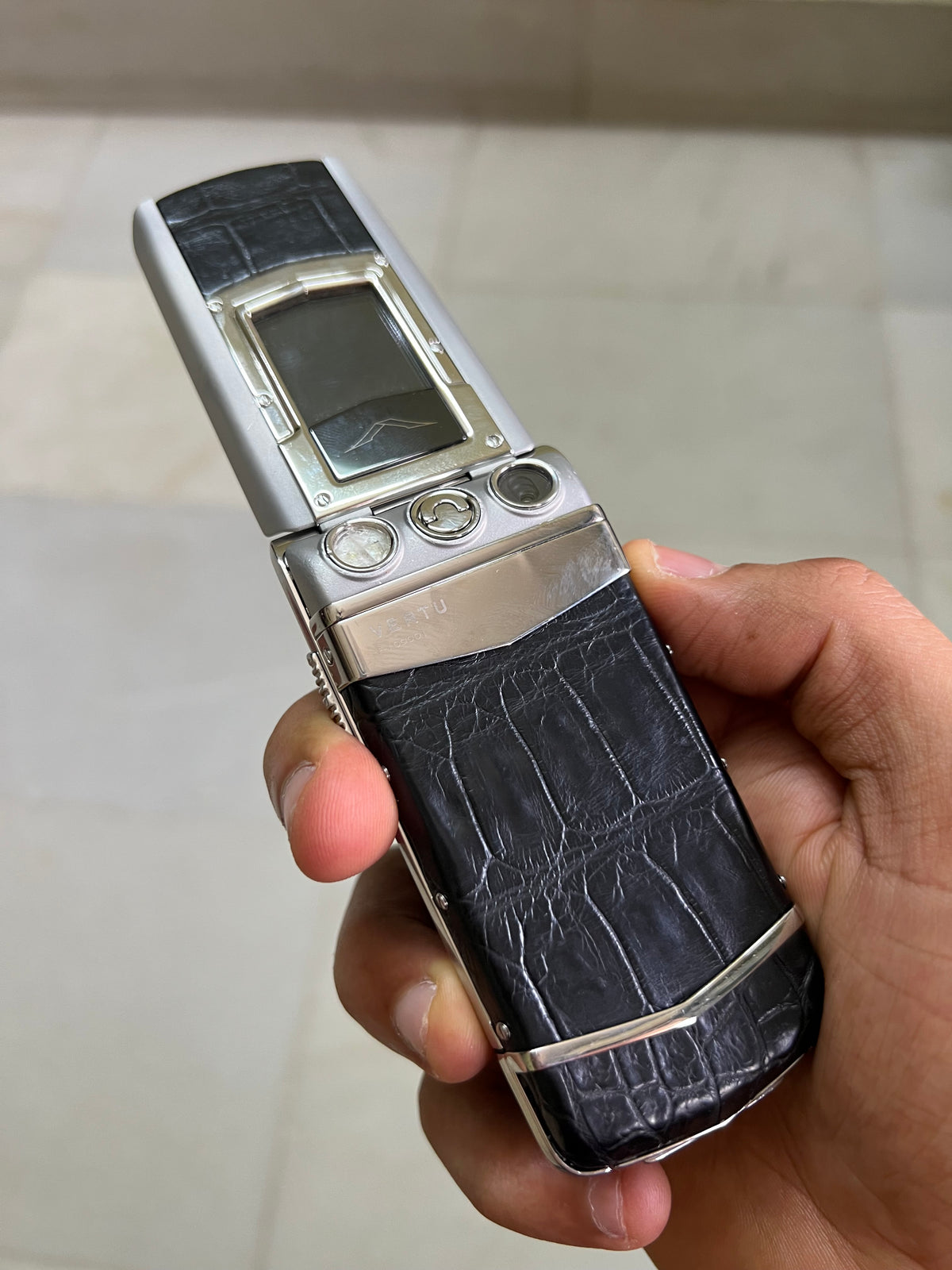 Vertu Constellation Ayxta Black Alligator Vintage Keypad Mobile