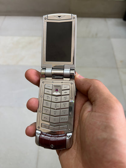 Vertu Constellation Ayxta Maroon Brown Alligator Flip Keypad Mobile