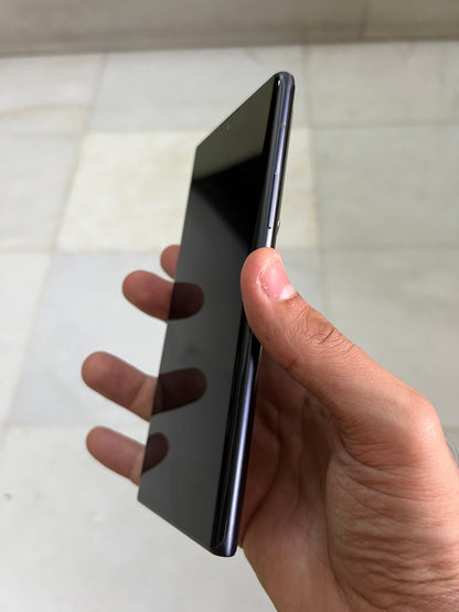 VERTU METAVERTU CURVE Python Skin Web3 5G Smartphone – Fortune Serpent Edition (Black, 512GB)