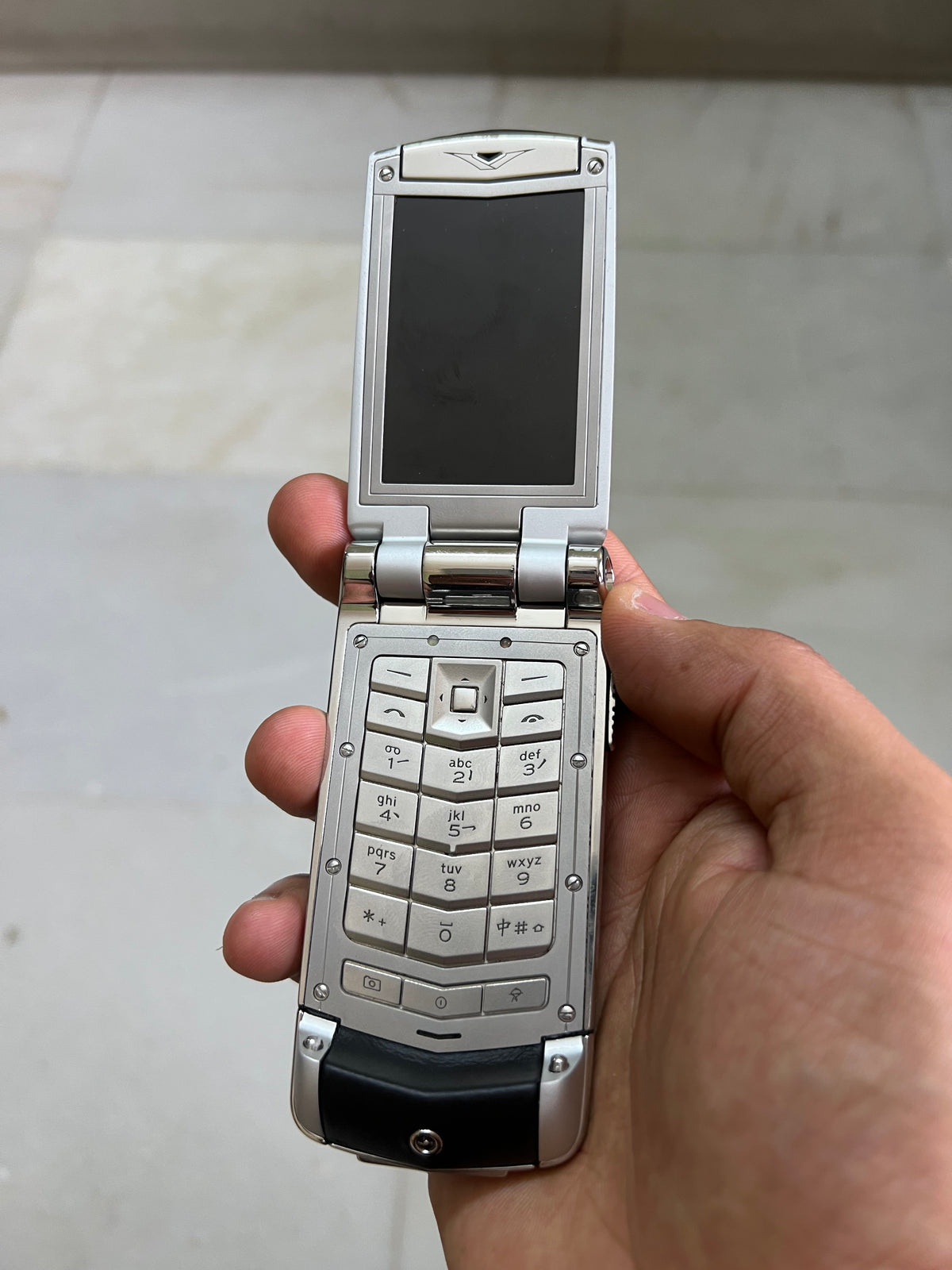 Product Name: Vertu Constellation Ayxta Black Flip Keypad Mobile