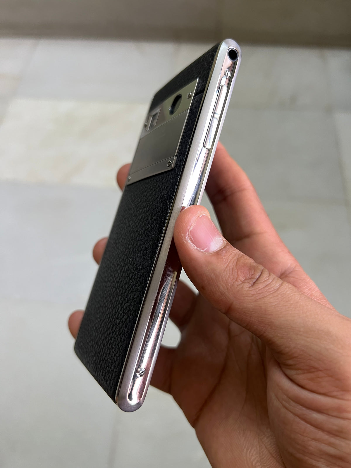 Vertu Aster T Black Calf Leather Android Mobile
