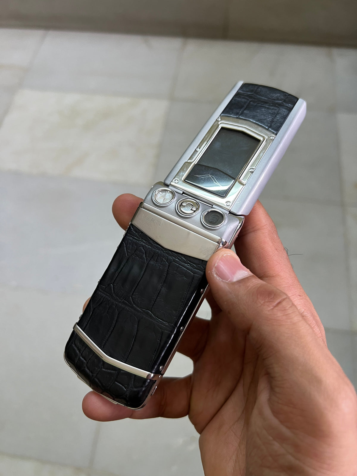 Vertu Constellation Ayxta Black Alligator Vintage Keypad Mobile