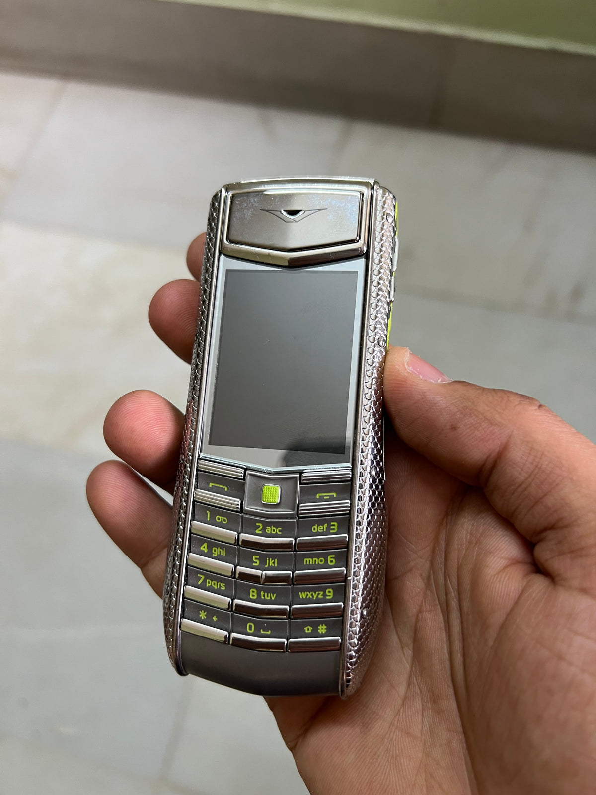 Vertu  Ascent Ti Neon Keypad Mobile