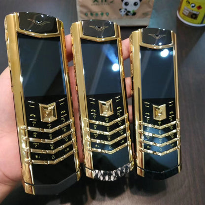 هاتف VERTU Signature S Dragon للأعمال