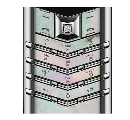 هاتف محمول Vertu Signature V بلوحة مفاتيح من الجلد باللون الأبيض اللؤلؤي