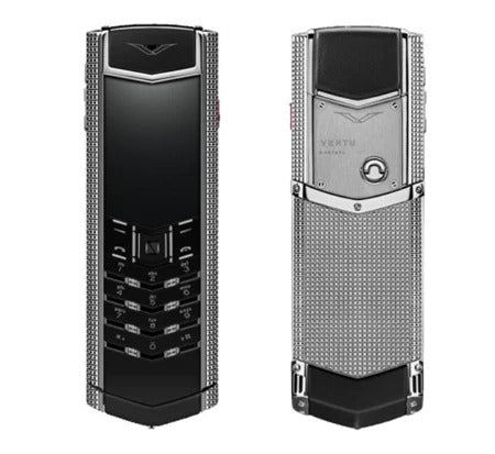 هاتف Vertu Signature S Clous De Paris ذو لوحة مفاتيح من التيتانيوم الفضي 