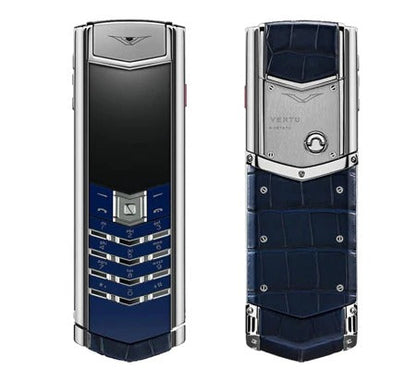 هاتف محمول Vertu Signature S باللون الفضي وجلد التمساح باللون الأزرق ولوحة مفاتيح