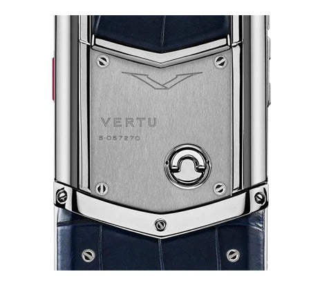 هاتف محمول Vertu Signature S باللون الفضي وجلد التمساح باللون الأزرق ولوحة مفاتيح