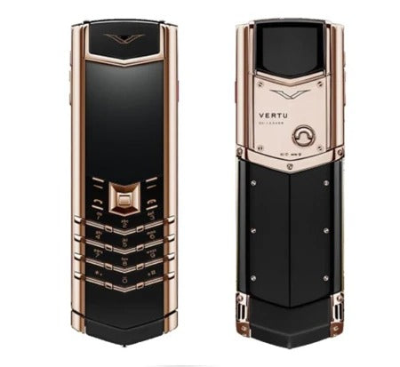 هاتف Vertu Signature S المحمول باللون الذهبي الوردي ولوحة مفاتيح من السيراميك الأسود