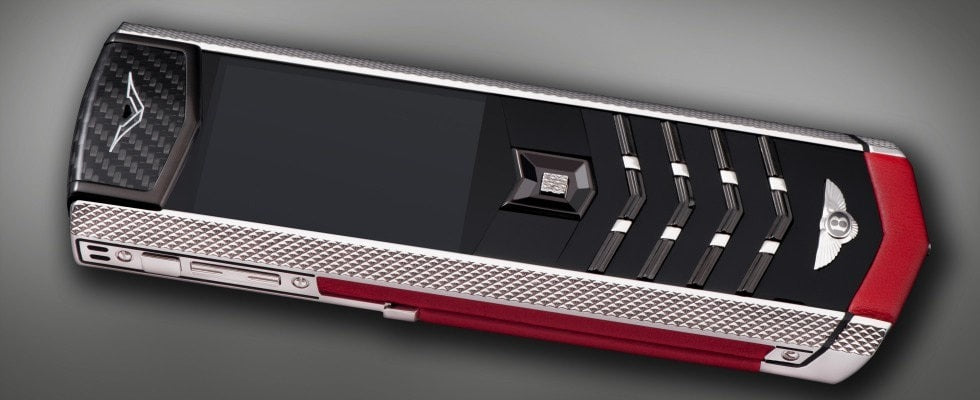 هاتف Vertu Signature S Bentley Limited Edition باللون الأحمر