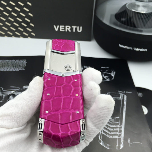 هاتف Vertu Signature S الفاخر للسيدات من Alligator بتصميم أصلي ولوحة مفاتيح