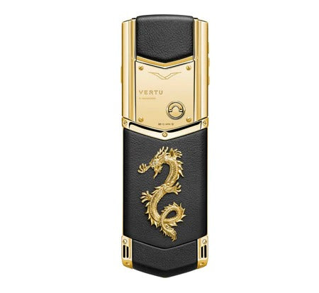 هاتف Vertu Signature S Dragon Edition المزود بلوحة مفاتيح (طلب مسبق)